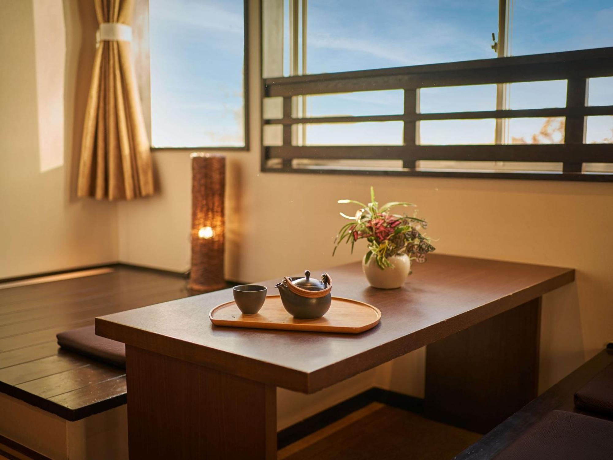 Hotel Ooedo Onsen Monogatari Dogo Matsuyama  Zimmer foto